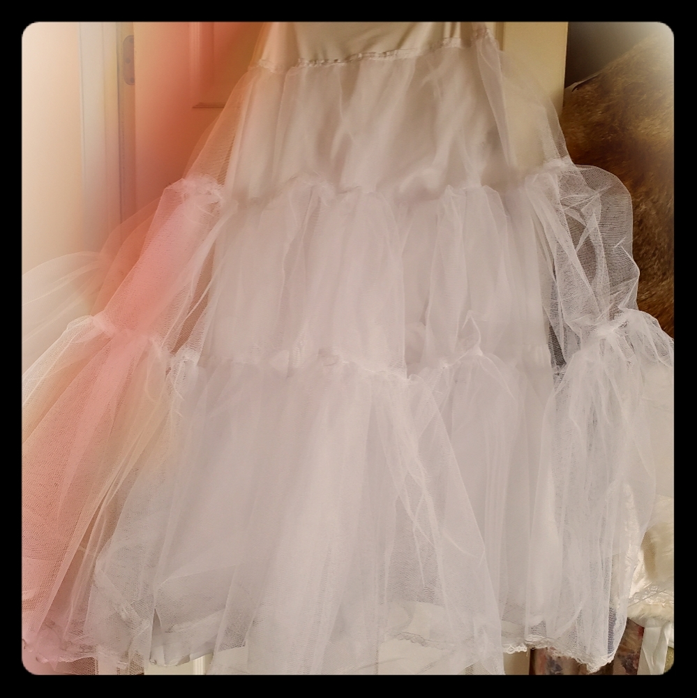 Wedding dress petticoat